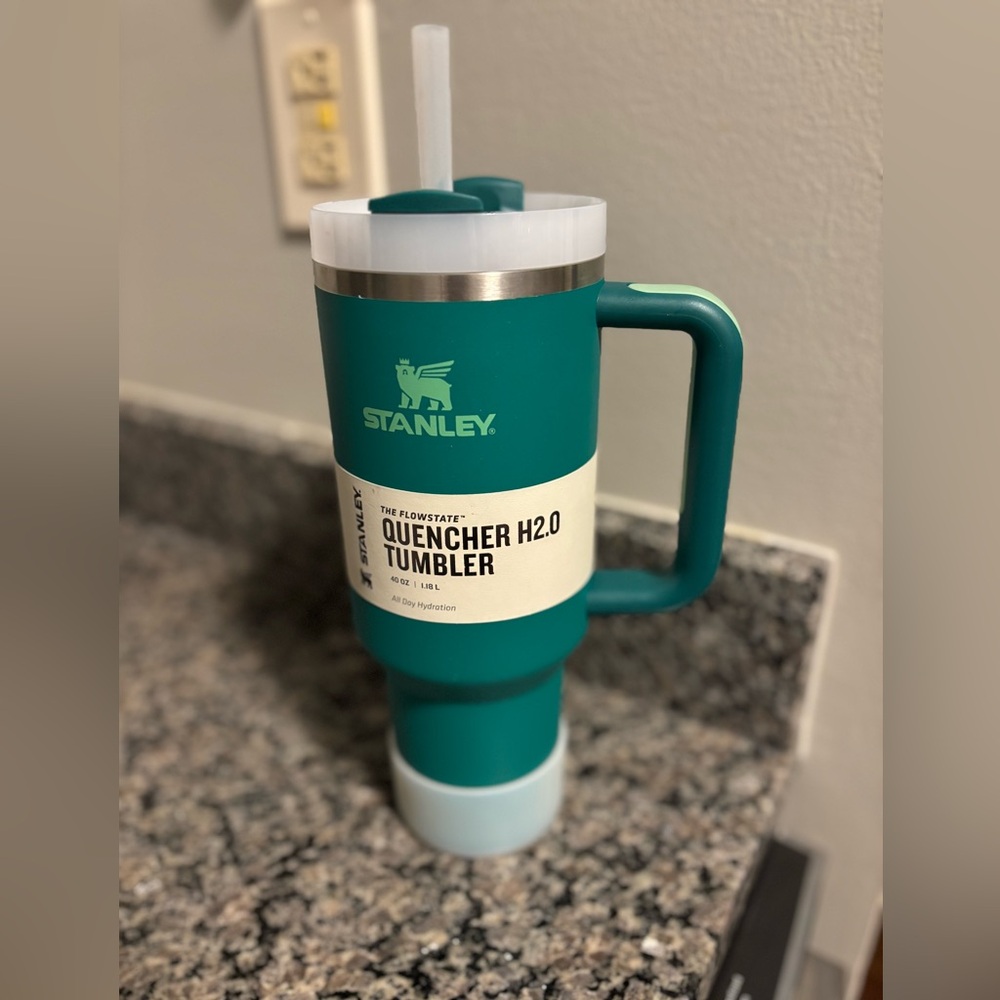 Stanley FlowState Quencher Tumbler - Teal
